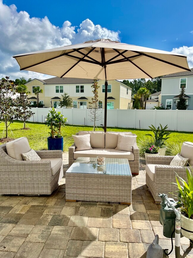 Building Photo - 113 Barley St