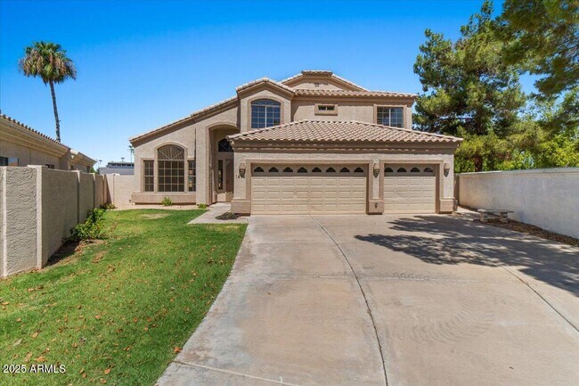 Building Photo - 1414 N Palmsprings Dr