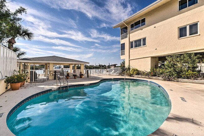 Building Photo - 109 Bayshore Rd