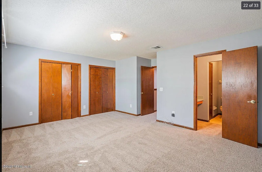 Building Photo - 11211 Windtree Dr