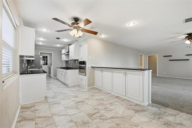 Building Photo - 3920 Sanguinet St