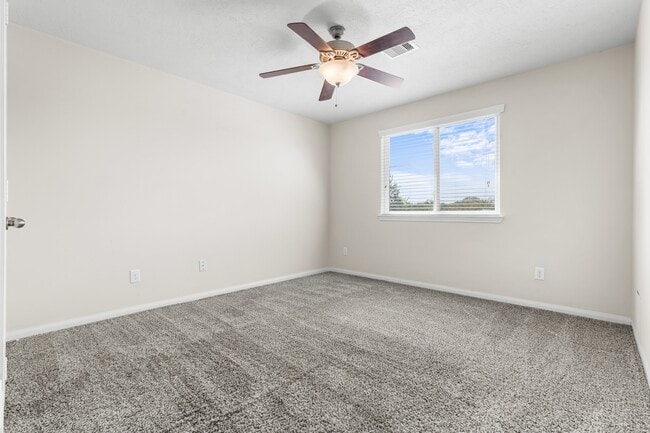 Building Photo - 12574 Chiswick Rd