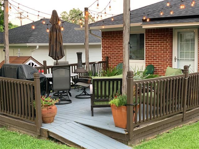 Building Photo - 106 S Clark St