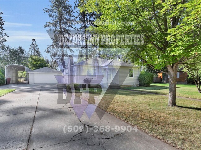 Building Photo - Charming Shadle District 3 bedroom with RV...
