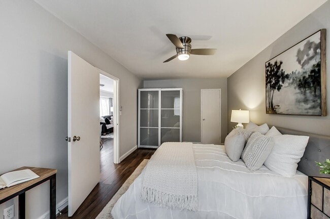 Building Photo - 1303 N Ode St