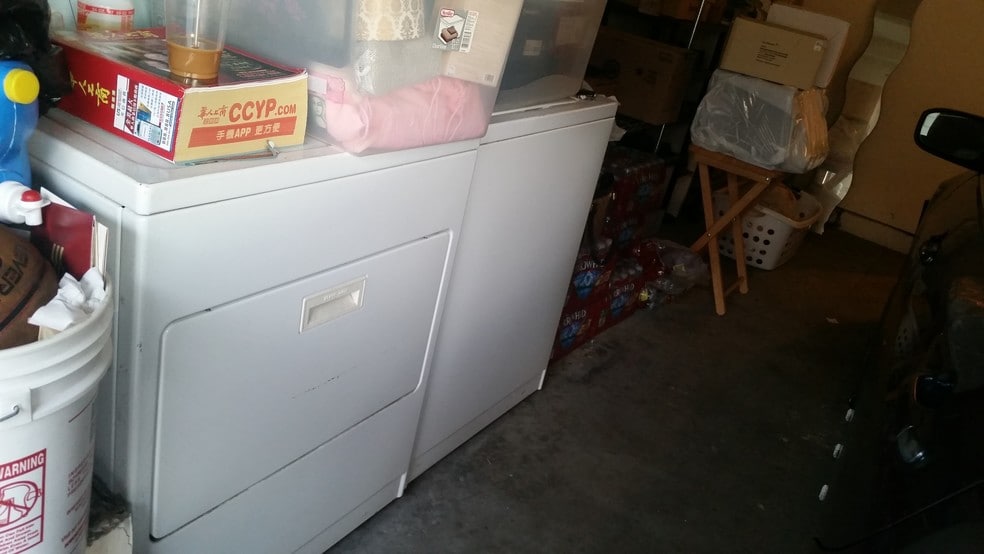 laundry hook-up - 11052 Lower Azusa Rd