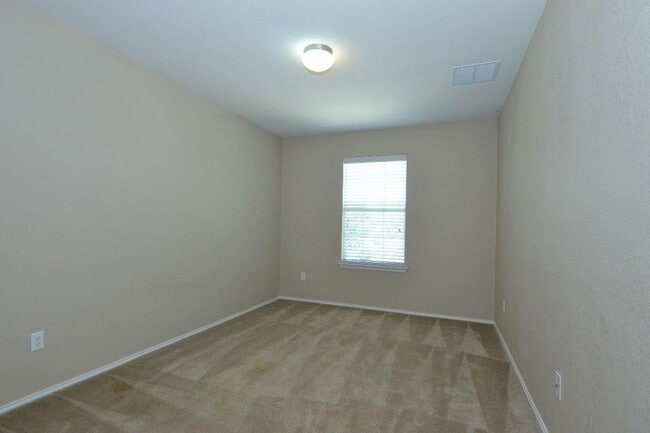 Building Photo - 11525 Autumn Ash Dr