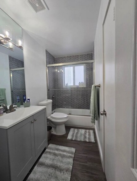 Building Photo - 9591 SW 52nd Terrace