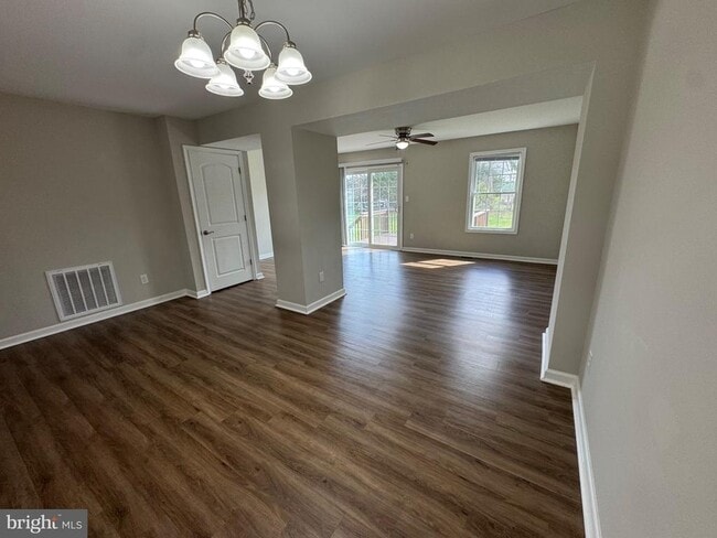 Building Photo - 436 Hill St