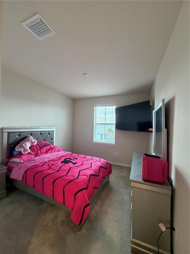 Building Photo - 12251 SW Periwinkle Ct