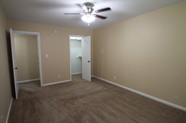 Building Photo - Exclusively Offered by Muse Realty, LLC