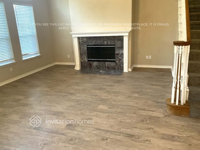 Building Photo - 2 Devon Ct