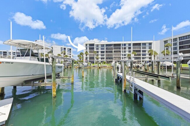 Building Photo - 1748 Jupiter Cove Dr
