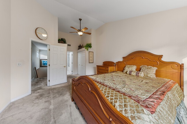 Building Photo - 36119 N New Bridge Ct