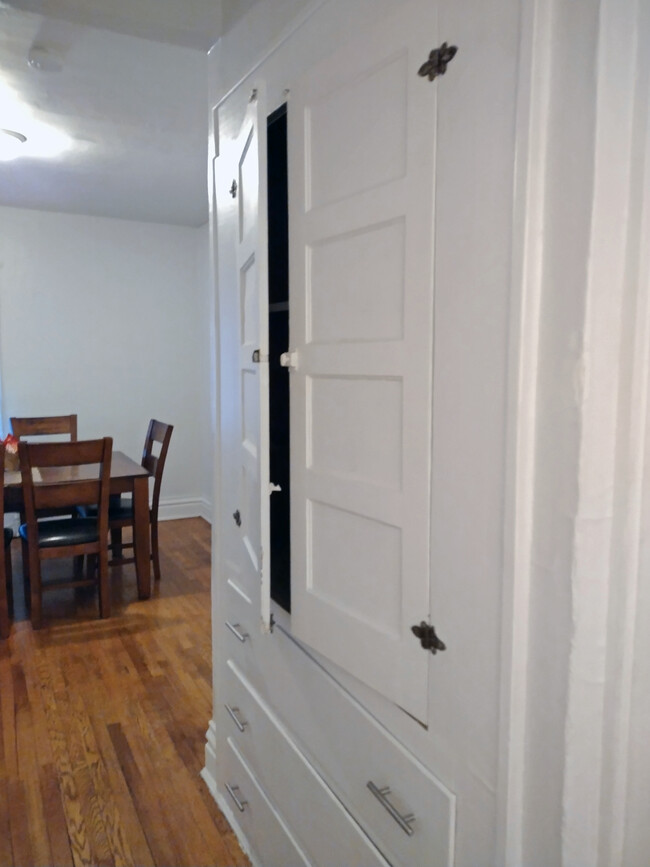 Hallway linen closet - 711 N Chestnut St