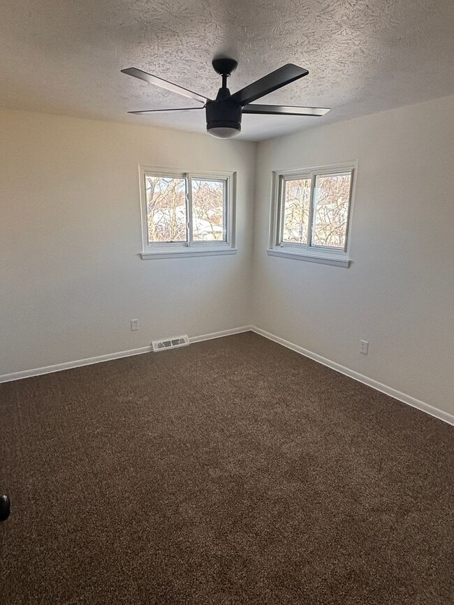 Building Photo - 4 Bed / 2 Bath – Fully Rehabbed Home with 2.5-Car Garage & Large Yard!