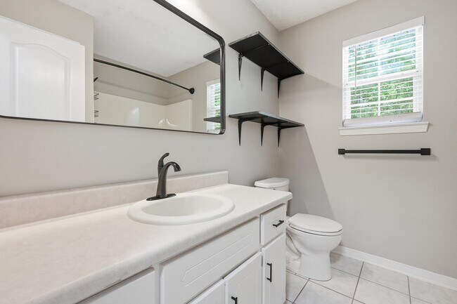 Building Photo - 91 Cedar Beach Cove