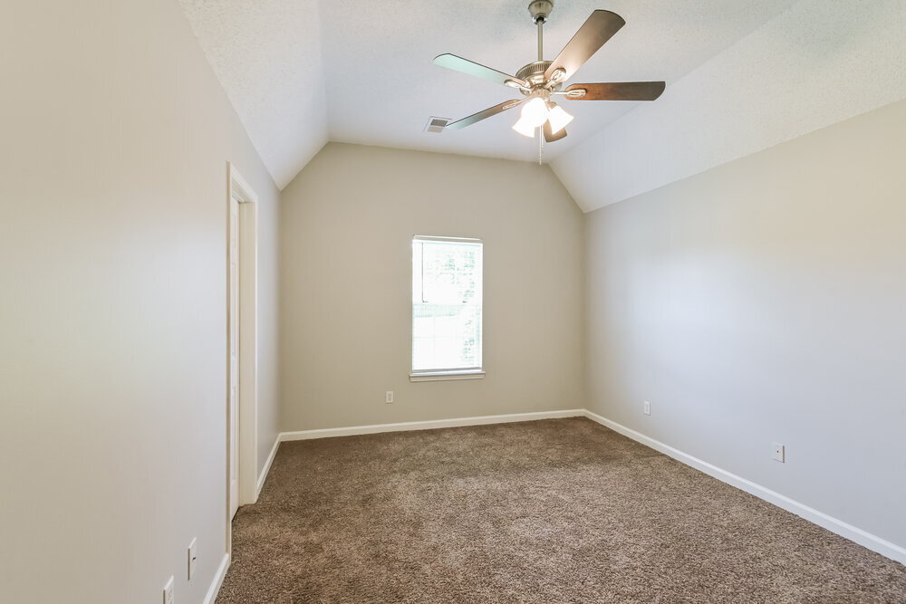 Building Photo - 9296 Brooks Cove