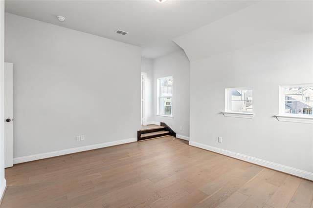 Building Photo - 805 Veranda View