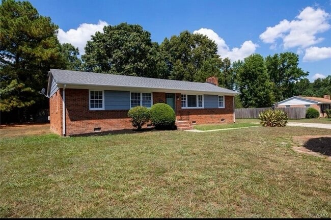 Building Photo - 10210 Hollyberry Dr