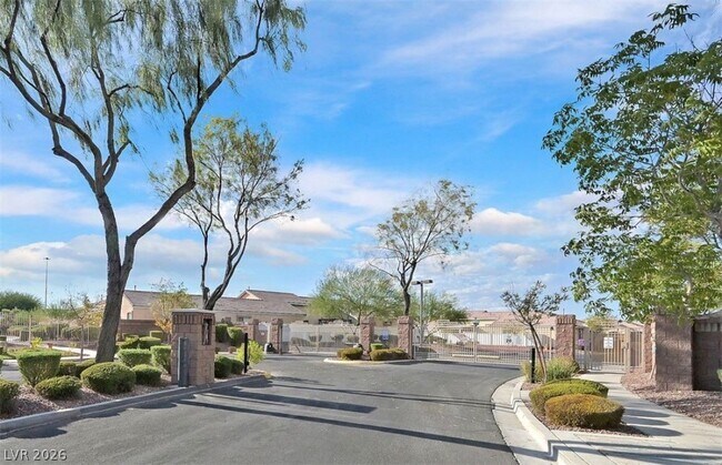 Building Photo - 8618 Lakota St