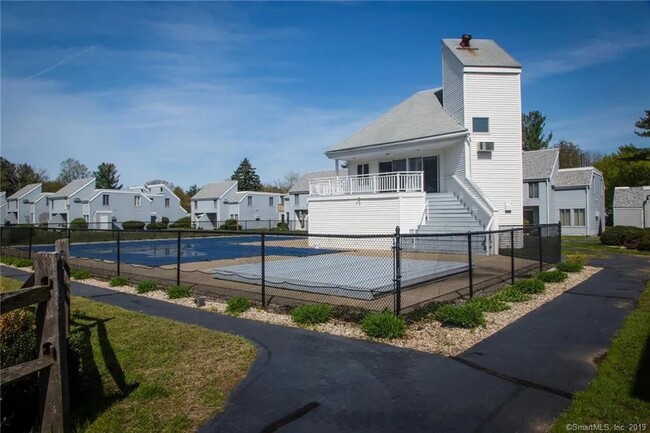 Building Photo - 31 Cinnamon Spring