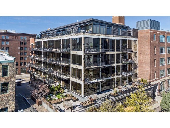 Building Photo - 618 N Washington Ave