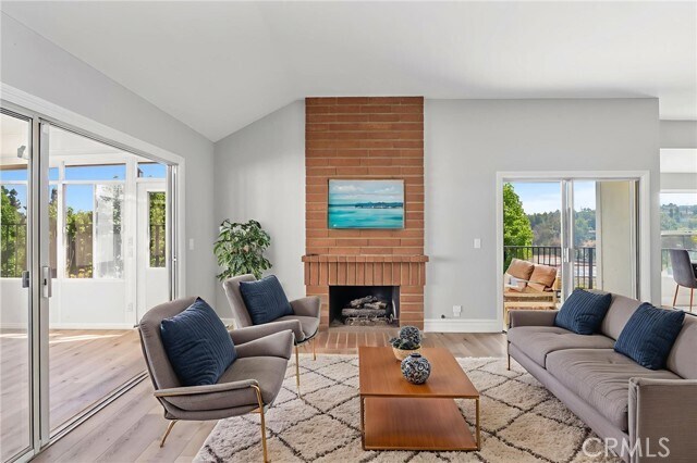 Building Photo - 6085 E Ridgewood Ct