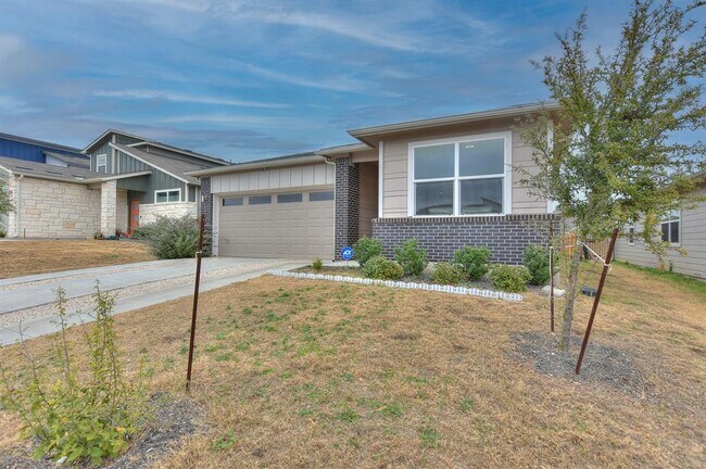 Building Photo - 13709 Bavarian Forest Dr