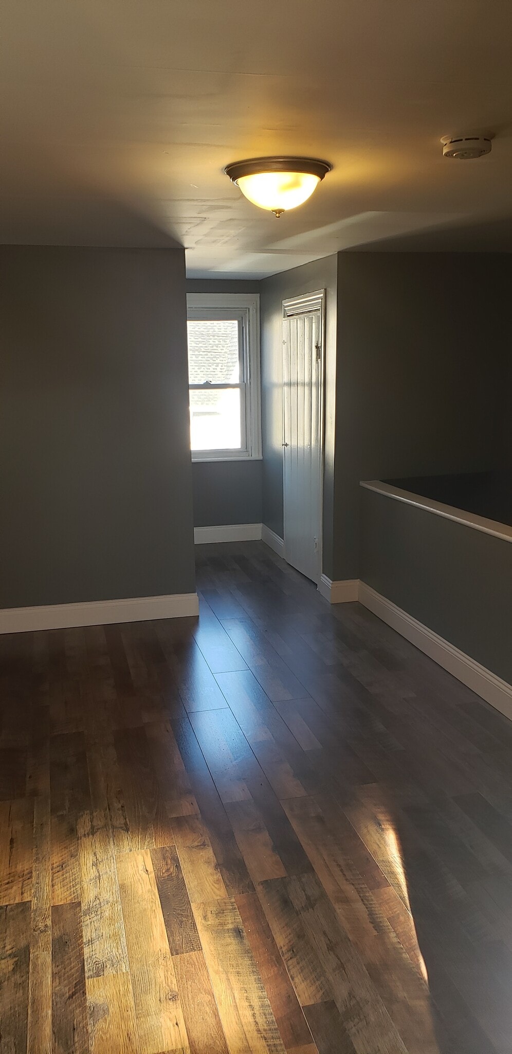 3rd floor Mancave, office or playroom - 910 Spring Garden St