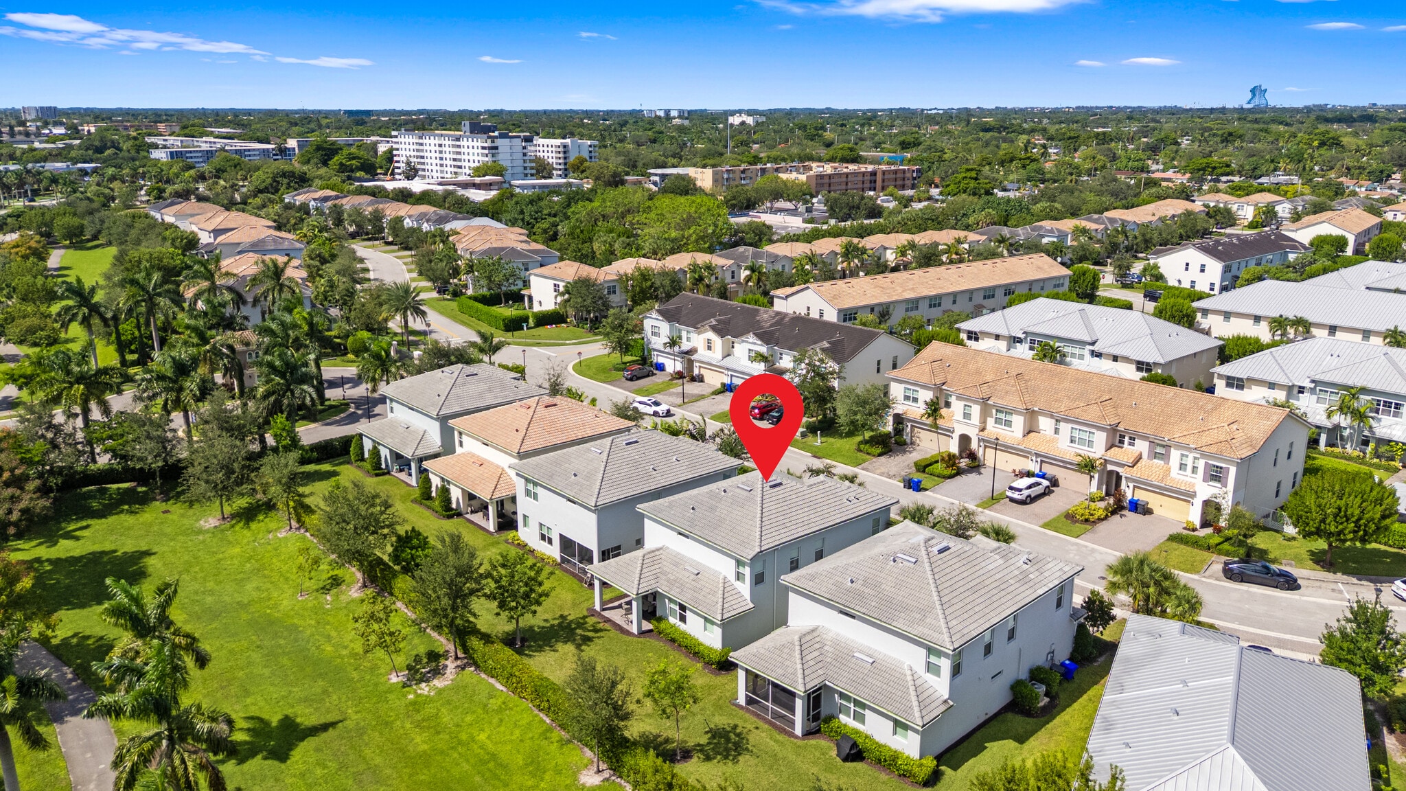 Building Photo - 4022 Large Leaf Ln