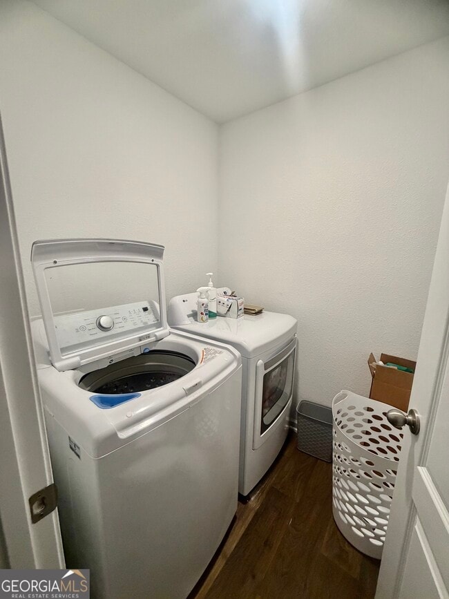 Building Photo - 90 Landing Blvd