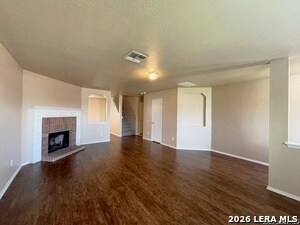 Building Photo - 101 Willow Hill