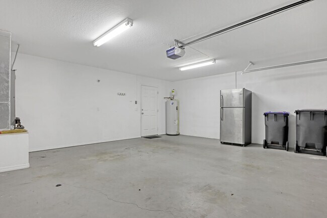 Building Photo - 480 L M Davey Ln