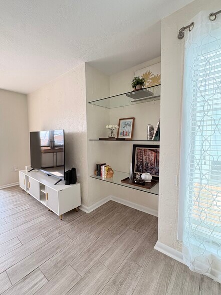 Building Photo - 1 Windrush Blvd