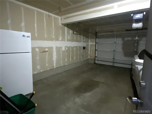 Building Photo - 2119 Falkirk Dr