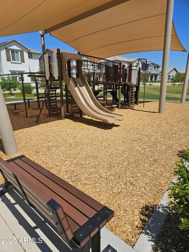 Building Photo - 14224 W Hackamore Dr