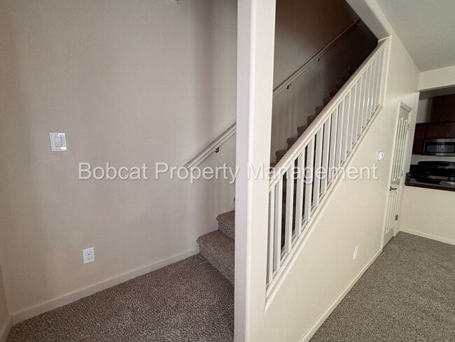 Building Photo - 825 Cassidy Ct