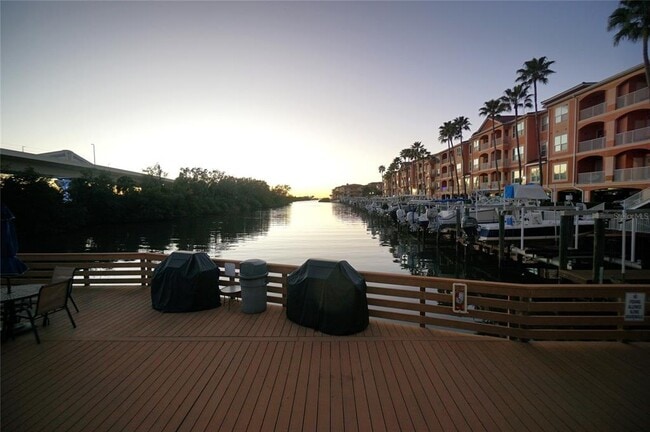 Building Photo - 5000 Culbreath Key Way