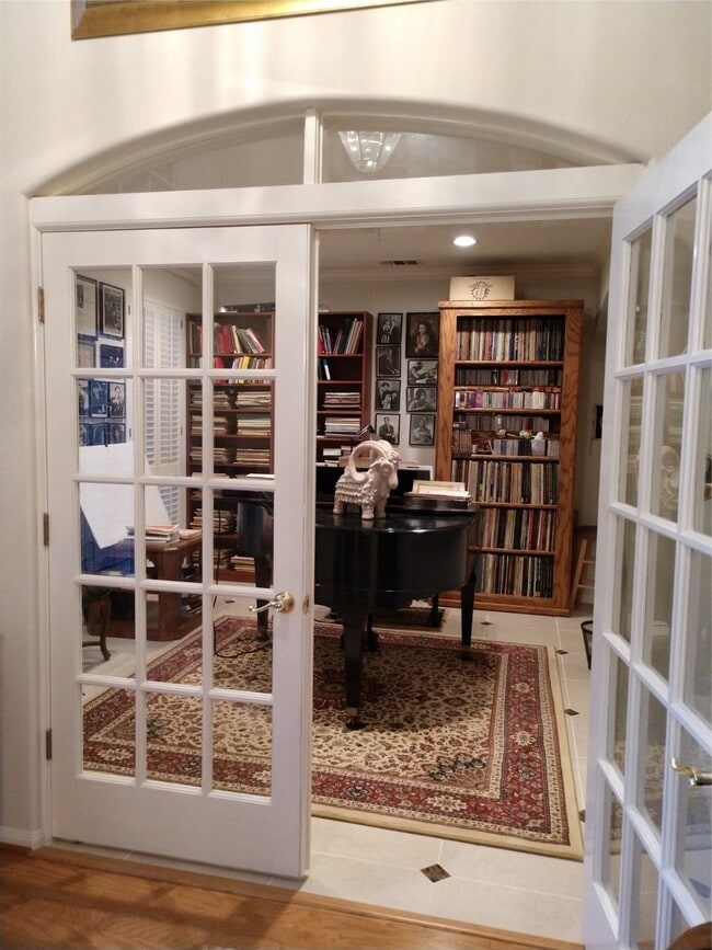 Building Photo - 15222 Holland Fields Cir