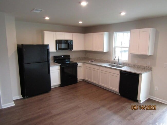 Building Photo - 3006 Northwest Dr