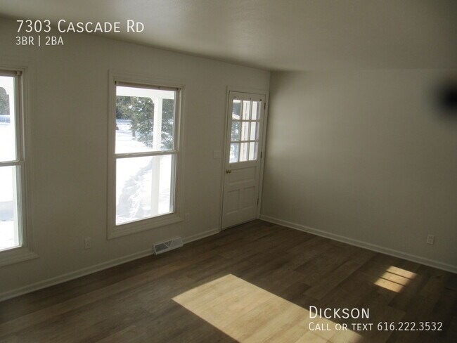 Building Photo - 7303 Cascade Rd SE