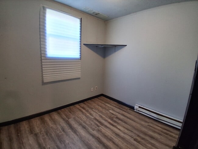 Building Photo - 1112 Glenwood Dr