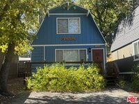 Building Photo - 672 Holmes Ln