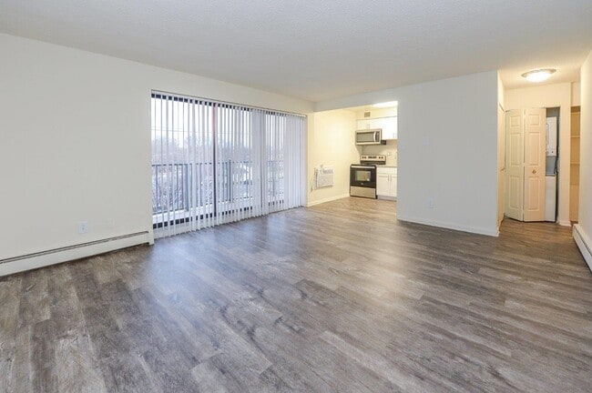Building Photo - Lexington House Apartment Homes
