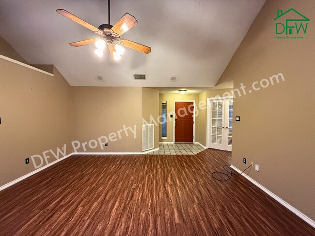 Building Photo - Charming 3-Bedroom Home for Lease in Watauga!