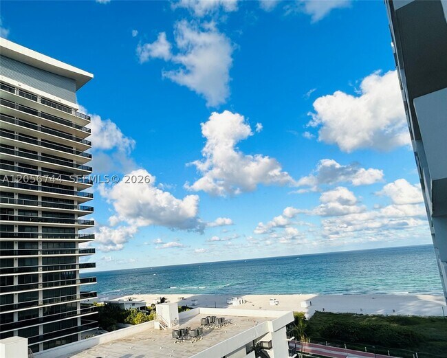 Building Photo - 5825 Collins Ave
