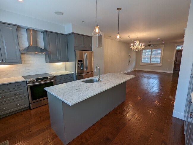 Building Photo - 228 F St NE