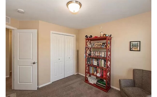 Building Photo - 456 Churchill Dr