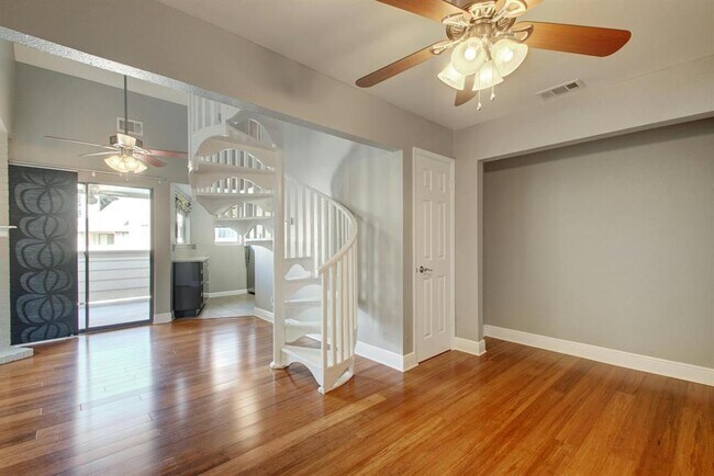 Building Photo - 2500 Burleson Rd